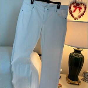 New without tags white denim “slim slouch” jeans from NY&C
